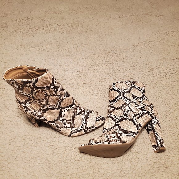 Snakeskin Print  Peep Toe Booties - Picture 1 of 3